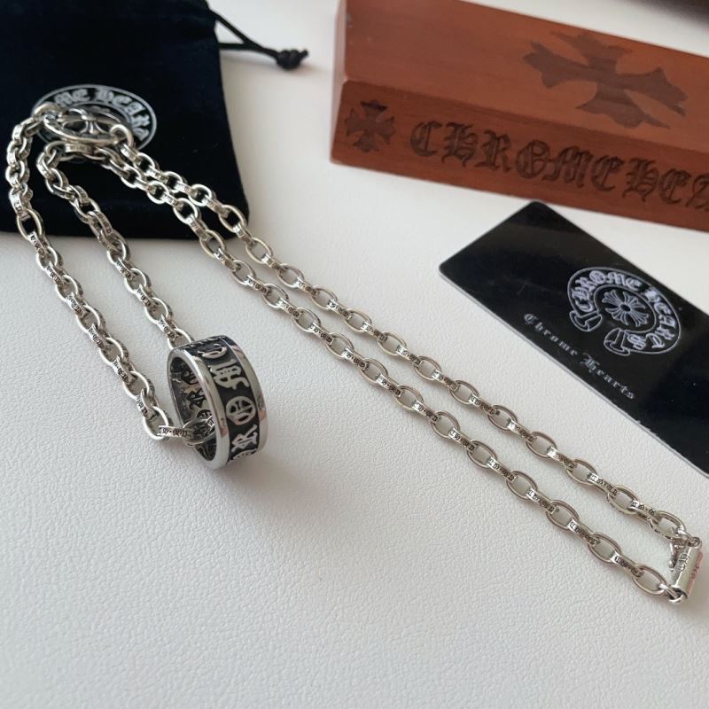 Ch**me He**ts necklaces